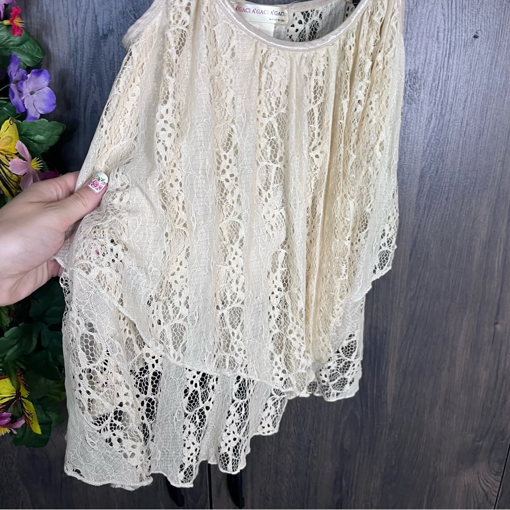 «🌼3/$30🌼Agaci Spaghetti Strap Ruffle Lace Top Size Medium - Picture 5 of 13
